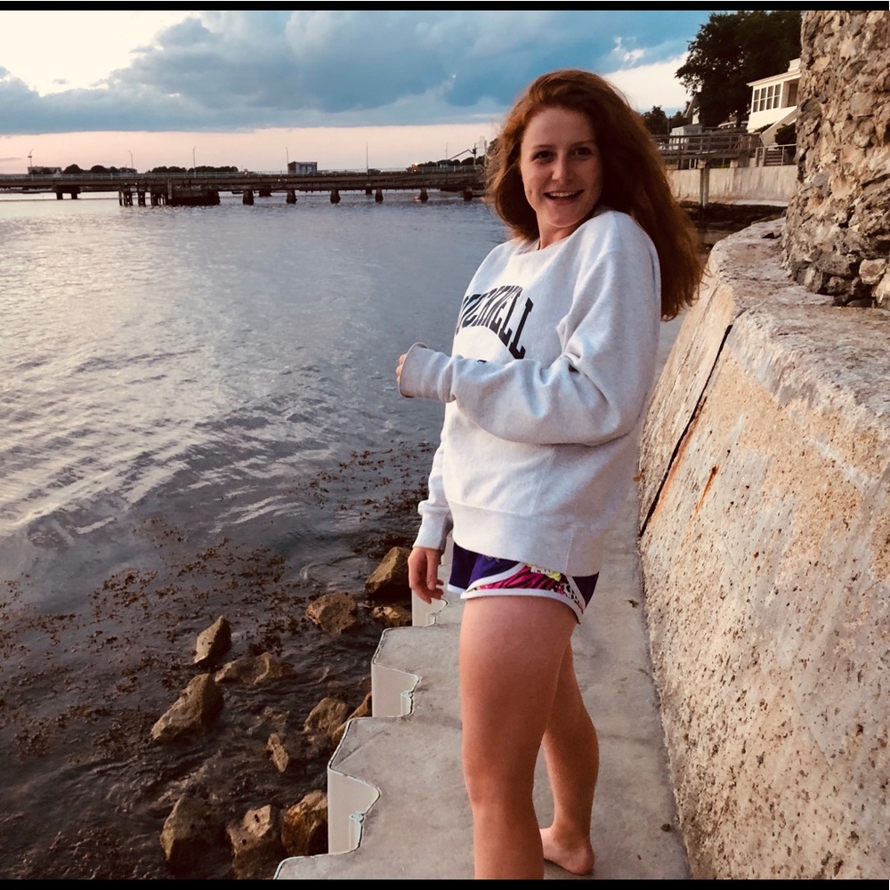 Meet your Posher, Addy